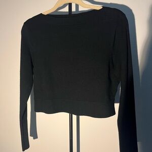 Uniqlo Black Long-Sleeve Crop Top